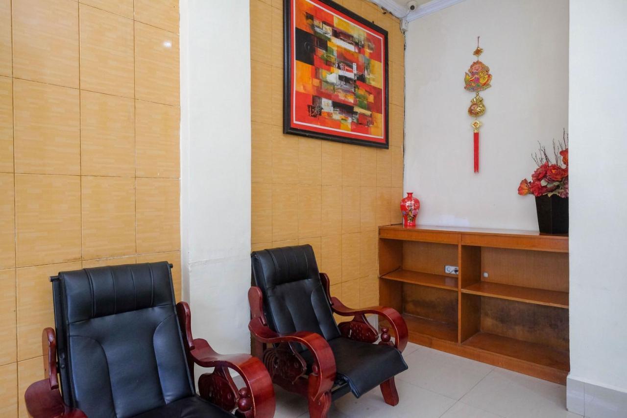 Reddoorz At Hotel Rich Parepare Near Pantai Mattirotasi Exterior foto